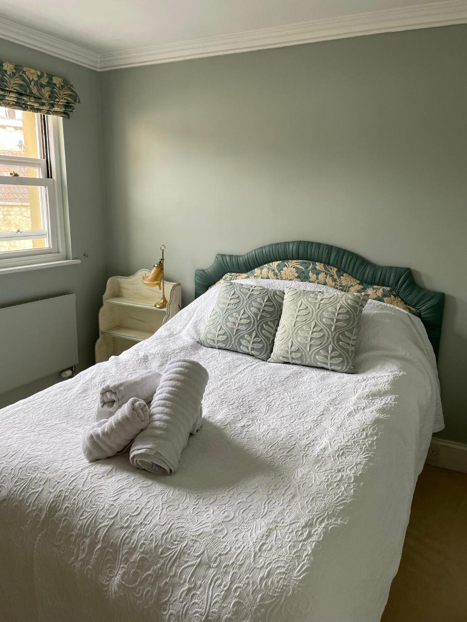 Circus Mews Townhouse:2 Beds:2 En-Suite Baths:Parking:City Centre:Quiet Area Экстерьер фото
